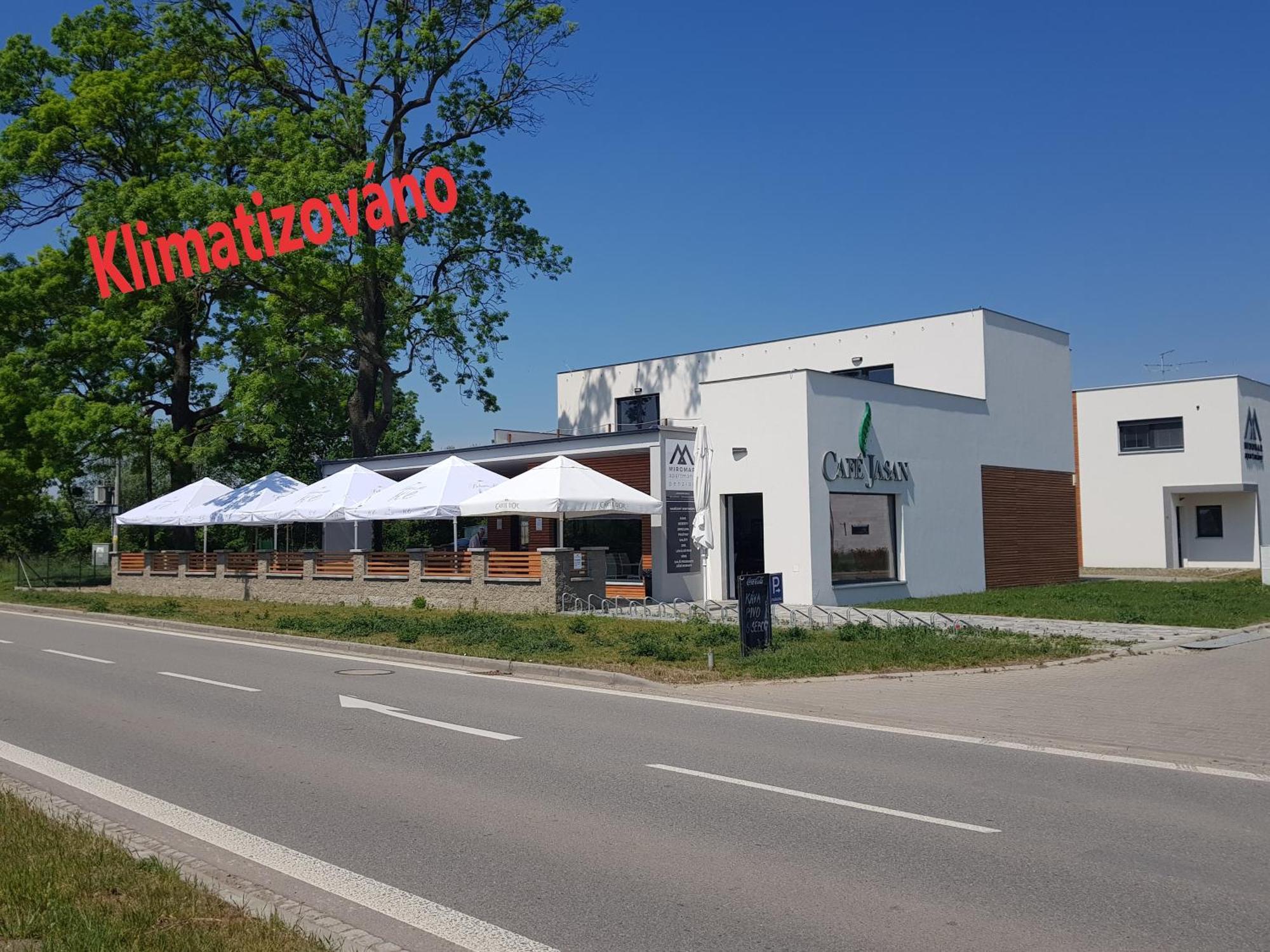 Apartmany Miromar Podivin Εξωτερικό φωτογραφία