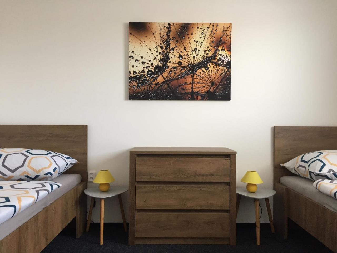 Apartmany Miromar Podivin Εξωτερικό φωτογραφία