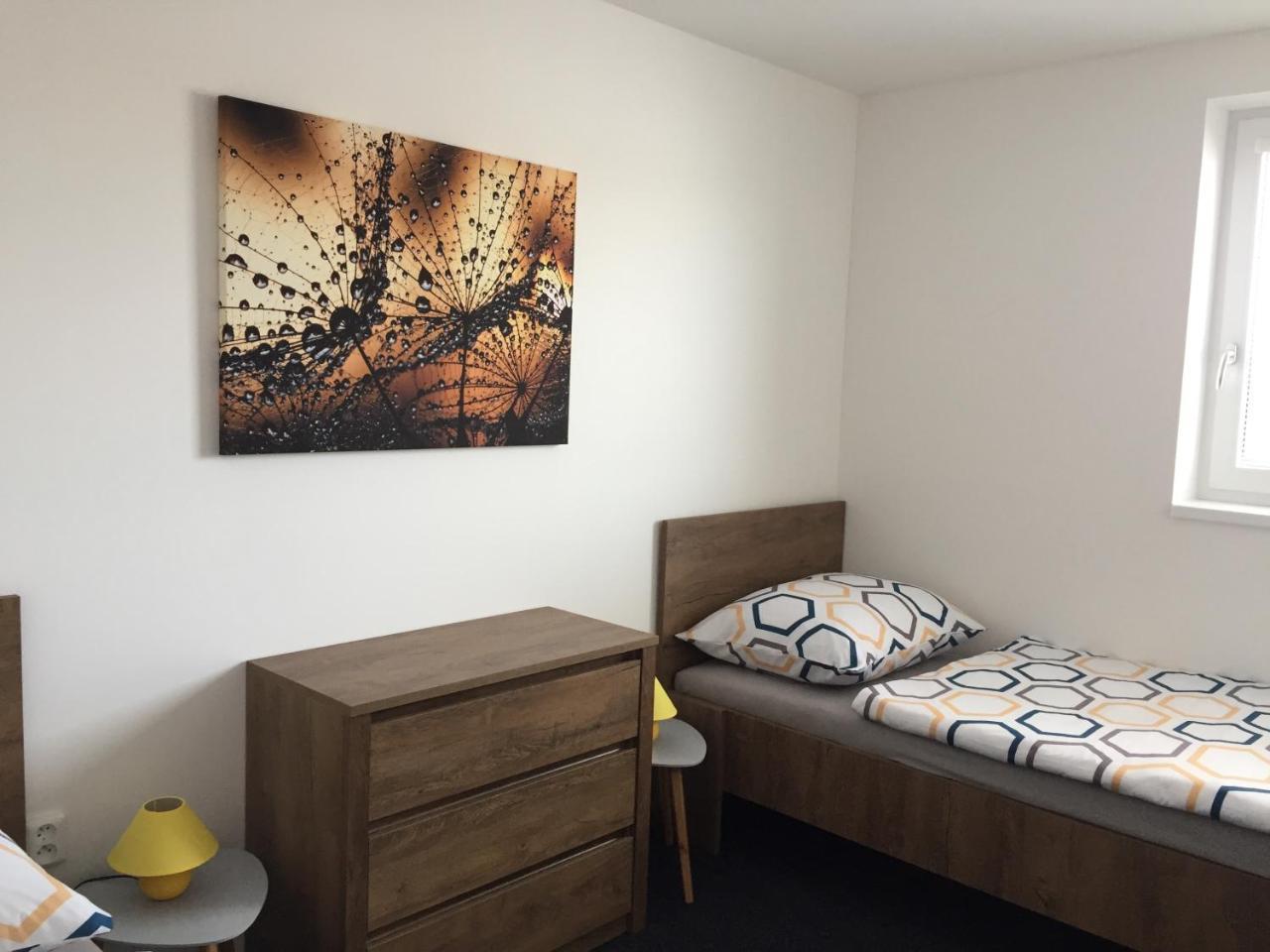 Apartmany Miromar Podivin Εξωτερικό φωτογραφία
